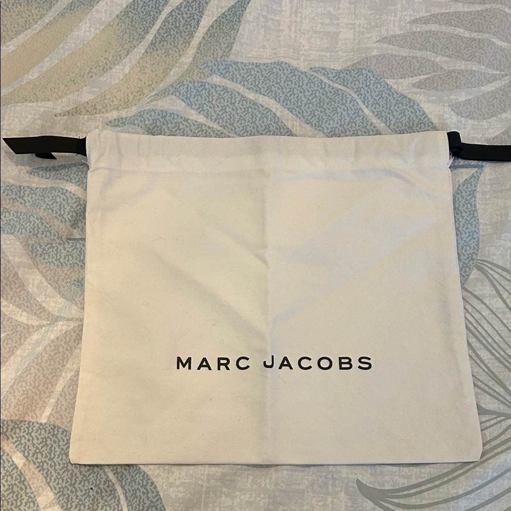 Marc Jacobs Cream Dust Bag 13x12